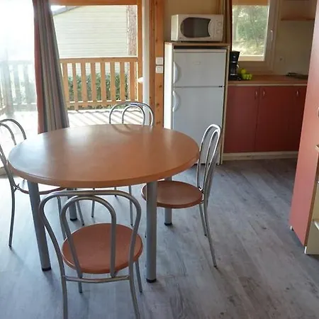 Chalet T3 6 People Les Pescalunes Ideally Located In The Heart Of The Pine Forest * Agde
